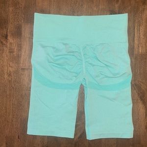 NWOT bike shorts